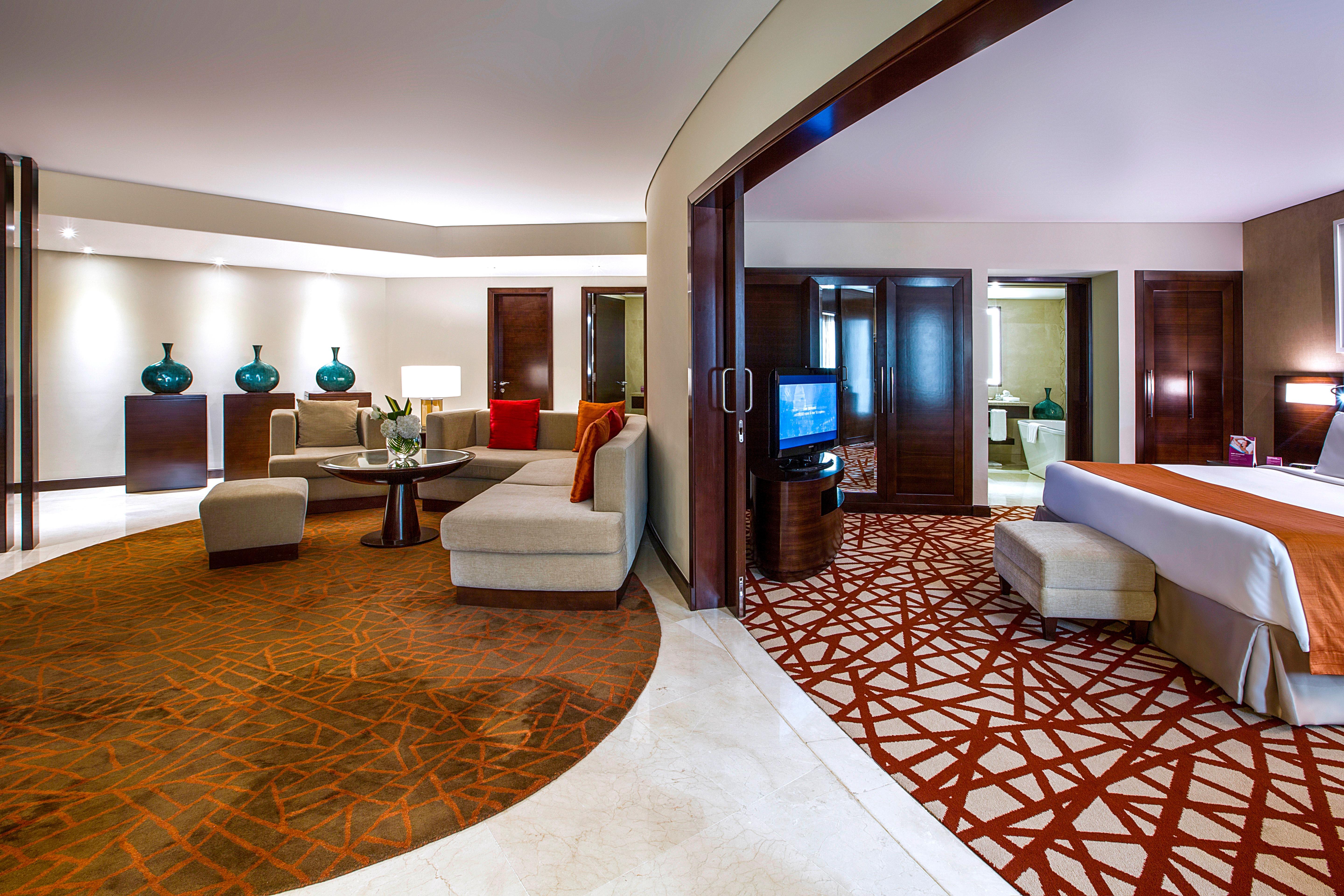 Crowne Plaza Dubai Deira By Ihg Hotel Eksteriør billede A suite at the Westin Mumbai