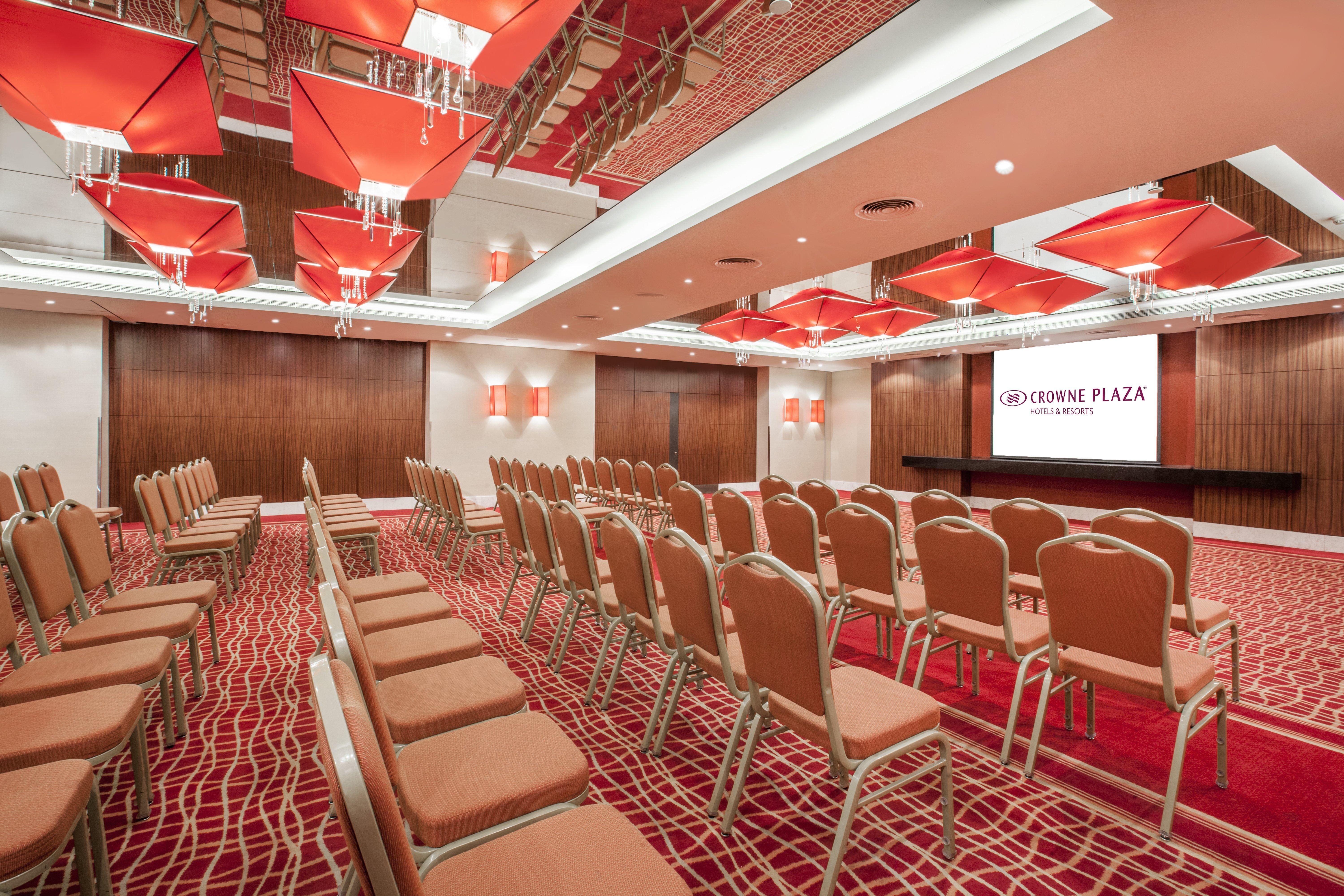 Crowne Plaza Dubai Deira By Ihg Hotel Eksteriør billede Meeting room